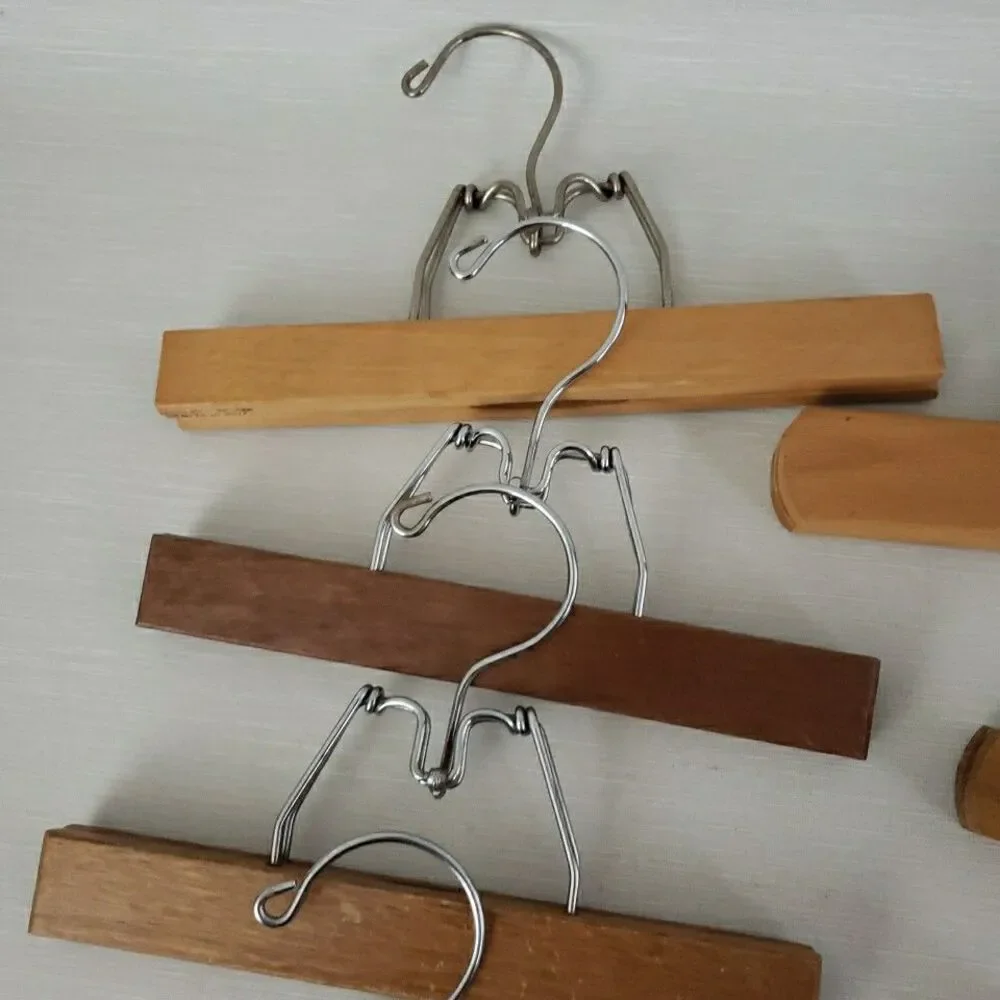 8 Setwell Unbranded Wood Pant Hangers Clamp Hinged Vintage